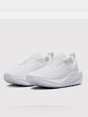 NWOT Nike ReactX Infinity Run s7.5